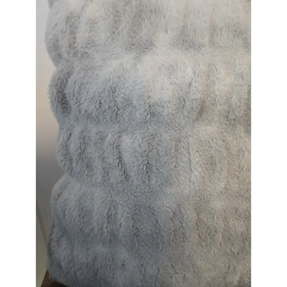 Koolaburra by UGG faux fur Throw pillow case 18”x18” Gray Decor